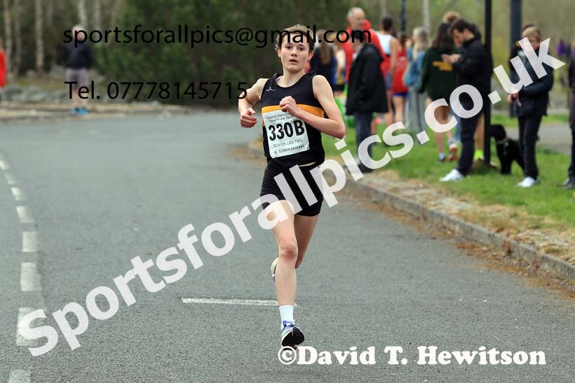 SSenior womens relay, 2025 Elswick Harriers Good Friday Road Relays, Newburn, Newcastle upon Tyne. Photo: David T. Hewitson/Sports for All Pics